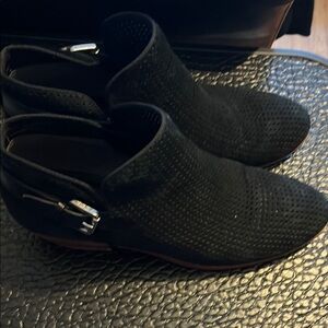 Black Ankle Boots with Side Zipper
